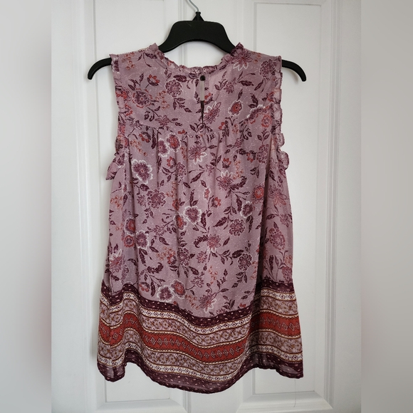 Item #:65 Knox Rose Floral Top - Picture 2 of 5